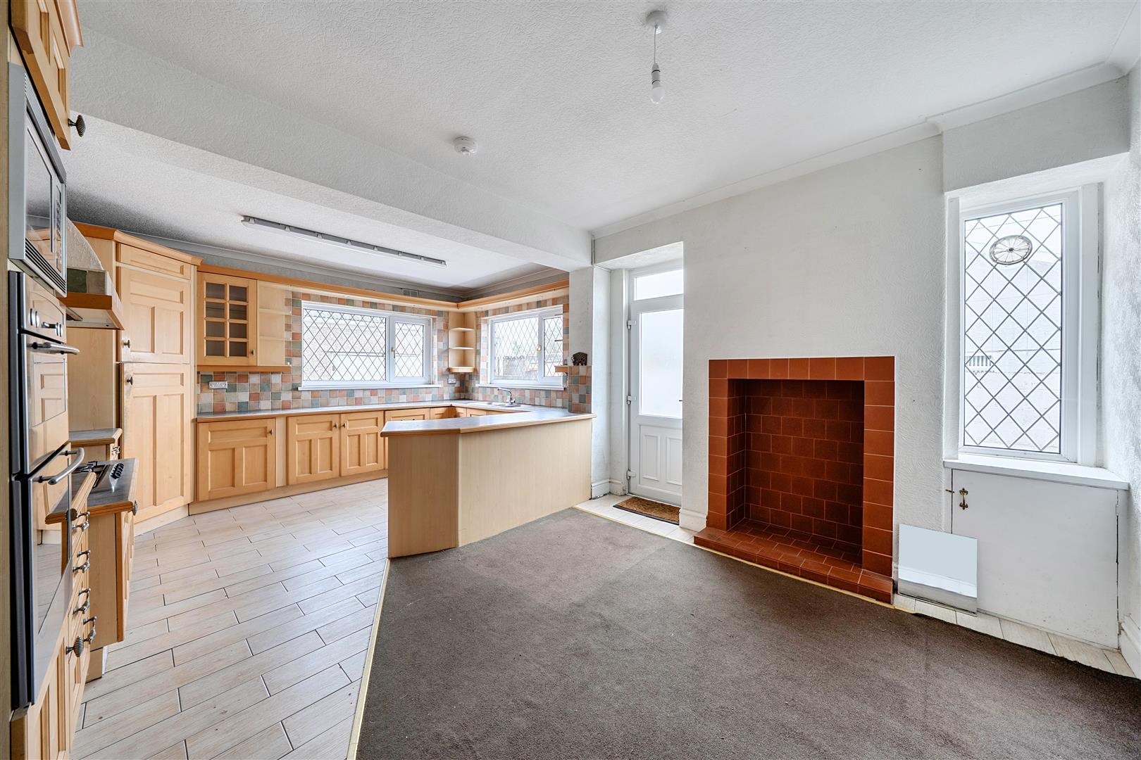 Borough Road, Loughor, Swansea, SA4 6RP